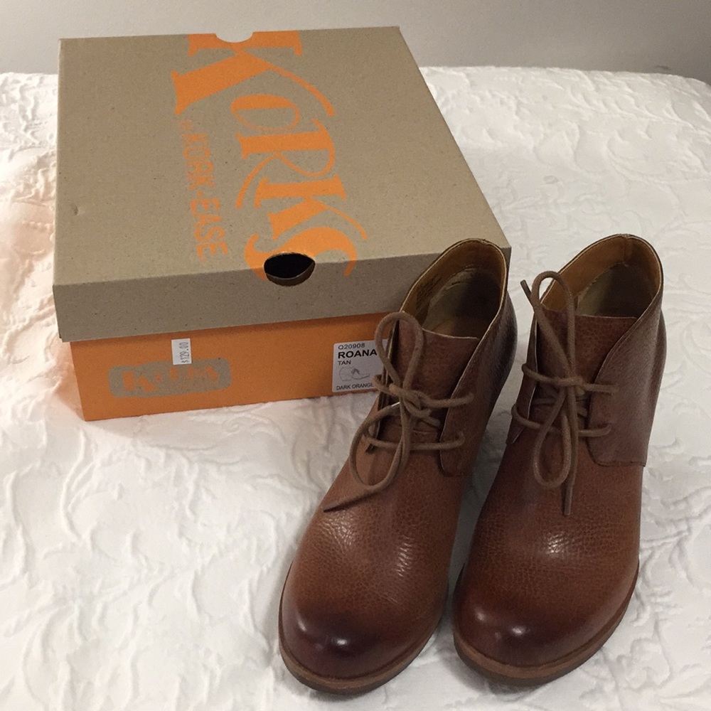 Korks leather lace-up ankle booties.